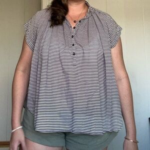 FLAWED Acacia top size M